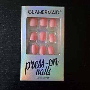 Glamermaid Pink Press-On Nails